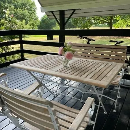 Feriehus Retro Idyll And Bird Sounds In Quiet Oasis