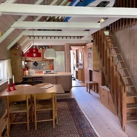 Retro Idyll And Bird Sounds In Quiet Oasis Holiday home Asperup