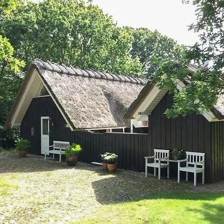 Hébergement de vacances Retro Idyll And Bird Sounds In Quiet Oasis Asperup